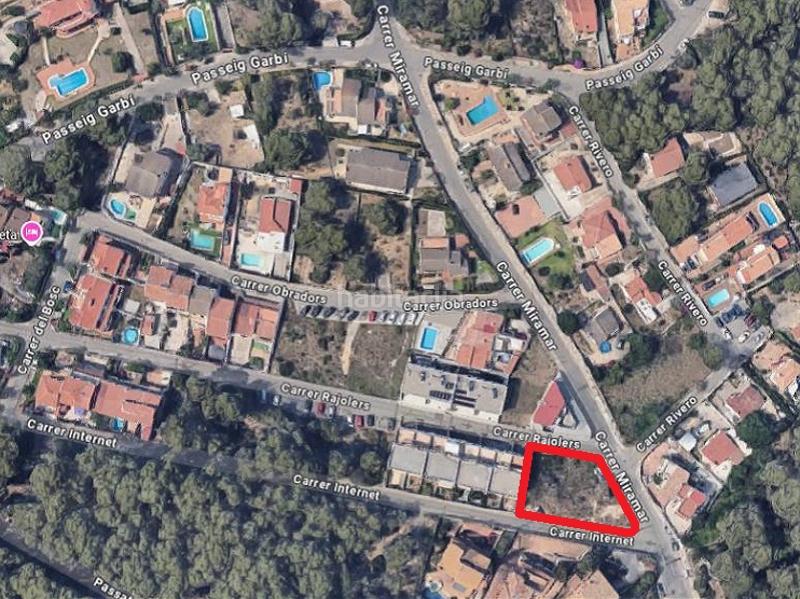 Foto 2bd19a14-60d5-488c-aef6-a203da2625a9. Terreny residencial a carrer internet 39 a Cunit residencial Cunit