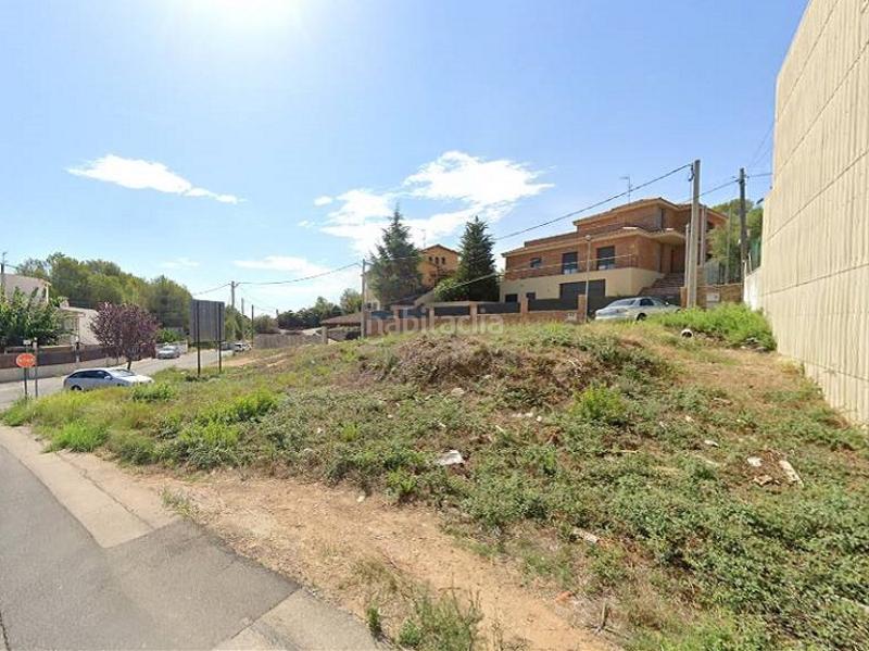 Foto e3fd68e8-b41e-41cf-a0f3-83feac2de8e8. Terreny residencial a carrer internet 39 a Cunit residencial Cunit