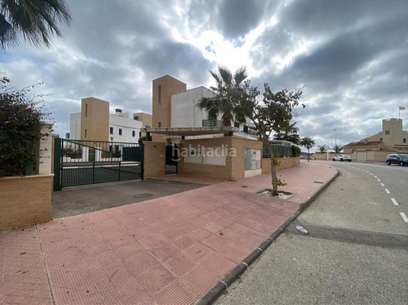 Foto 87972bb3-1553-41de-9a9a-3800c8fc87ca. Residential plot in avenida del recorral 151 in Rojales