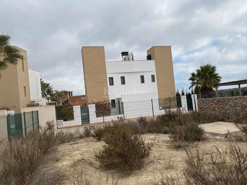 Foto 9bca345a-6233-4c4b-99be-d914b520d072. Residential plot in avenida del recorral 151 in Rojales