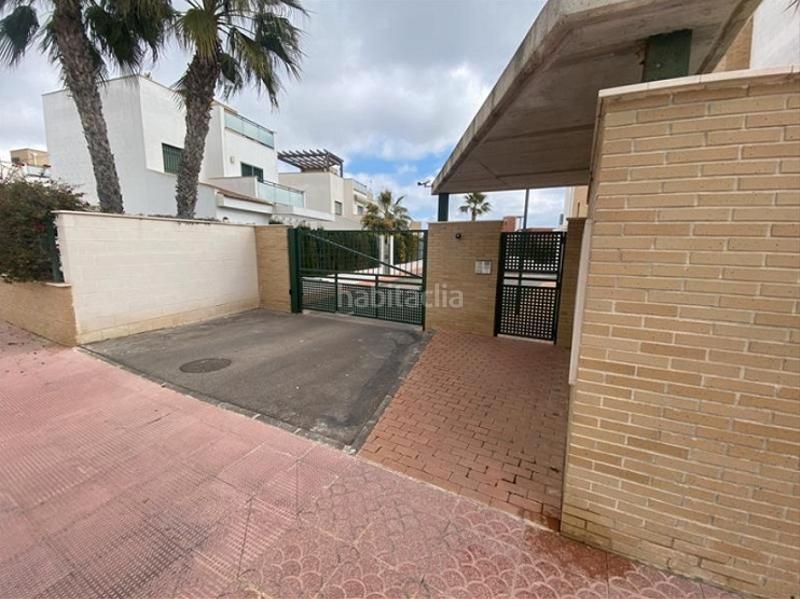 Foto e2538ccf-d101-44ad-8db3-feef3968ce44. Residential plot in avenida del recorral 151 in Rojales