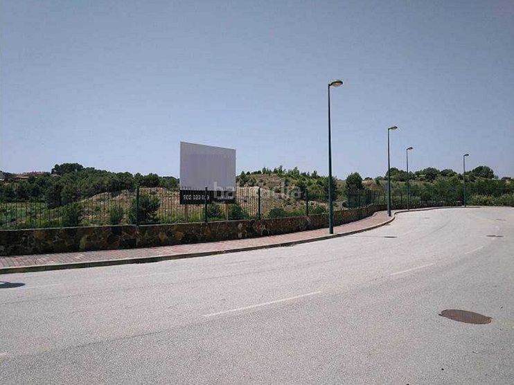 Foto 09c9b5ca-7489-404e-b596-9c6feeba3f92. Terreny residencial a aviguda montsey 125 a Sant Esteve Sesrovires