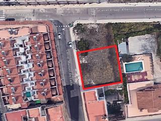 Terreny residencial a Carrer manuel de falla 6. Suelo urbano residencial en onda.
