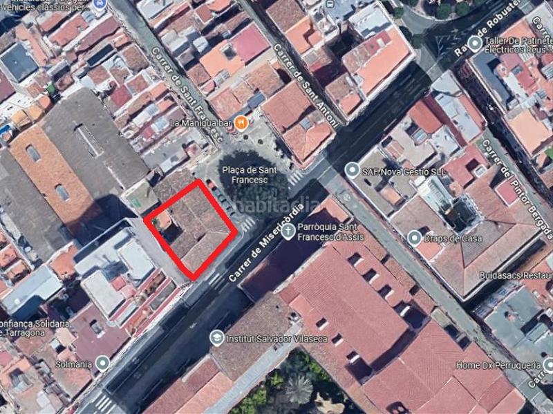 Foto f7abf840-d141-45d7-a00f-0bc8ec65ad2a. Terreny residencial a plaça sant francesc 1 a Centre Reus