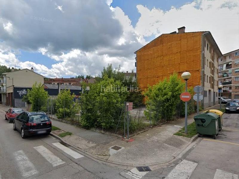 Foto d80ea5bd-b948-460a-b55d-b11d409e0fcd. Terrain résidentiel dans avinguda xile 20 dans Olot