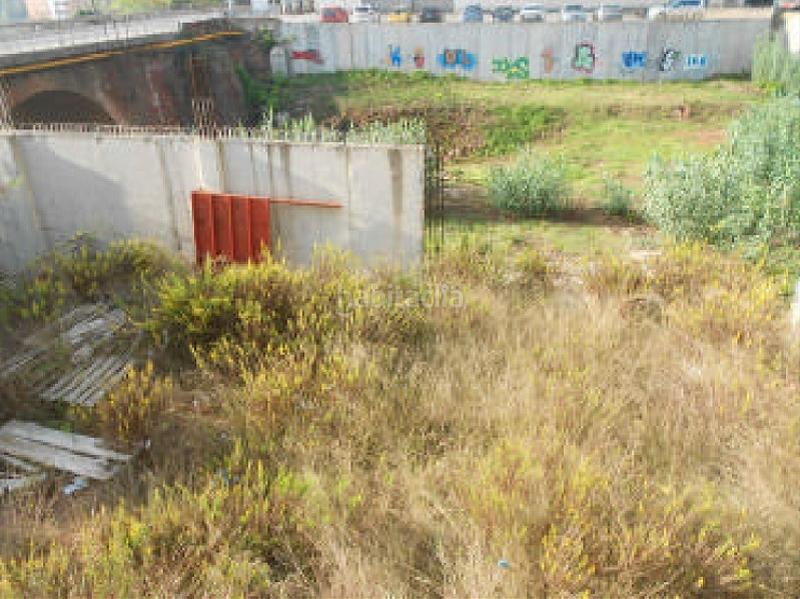 Foto ff76008c-be18-434d-9963-a702b0f089e5. Terreny residencial a carrer major 1a a Cervelló