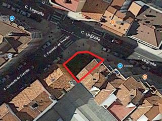 Terrain résidentiel à Calle condado de treviño 84. Suelo urbano residencial en miranda de ebro.