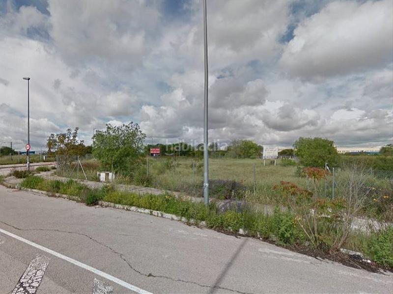 Foto 52e35586-0c5a-408b-83f8-ad49af7d453c. Terrain industriel dans calle de carmen laforet 33 dans Madrid