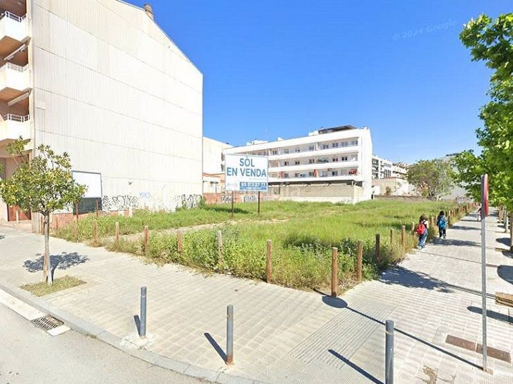 Foto 34ffd658-b0d3-4800-9ed8-e8653e4aed7f. Terreno residencial en carrer de joan arderius 10 suelo urbano residencial . en Figueres