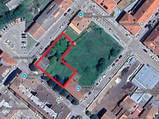 Terreny residencial a Carrer rei martí l'humà 14. Suelo urbano residencial en olot.