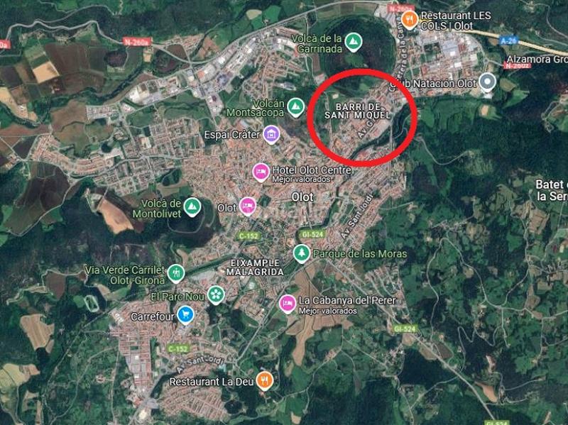 Foto 7e8924b6-b6ff-4473-9df7-6d2873075d5b. Terreno residenziale in carrer rei martí l'humà 14 in Olot