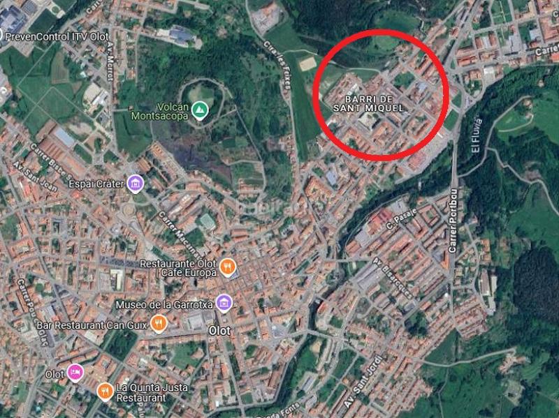 Foto 98ac3c96-19ed-4e81-bd90-15b112f0a64f. Terreno residenziale in carrer rei martí l'humà 14 in Olot