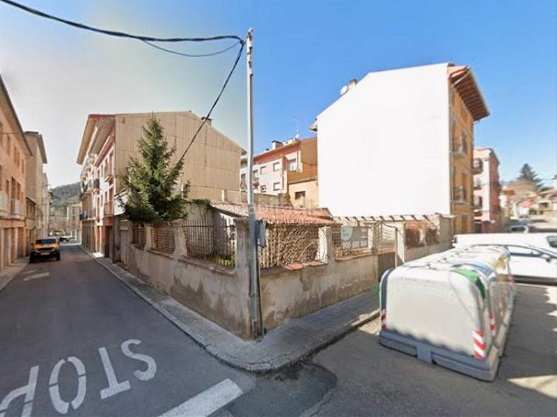 Foto 5b85e508-d49b-42f1-8609-dd3af2c558a7. Terrain résidentiel dans carrer de la indústria 14 dans Ripoll