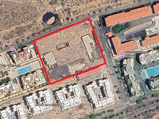 Terreno residencial en Calle alimoche 2. Suelo urbano residencial en urb. palm-mar en arona.