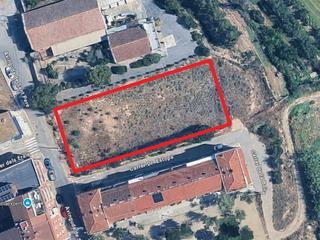 Terrain résidentiel à Avinguda de sant pere 56. Suelo urbano residencial en secà de sant perè en lleida.