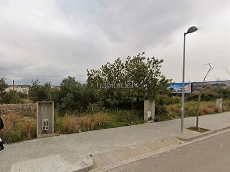 Foto 08566737-013a-445b-b395-b62dabf2bb76. Terreny residencial a avinguda del baix penedès 78 a Vendrell (El)