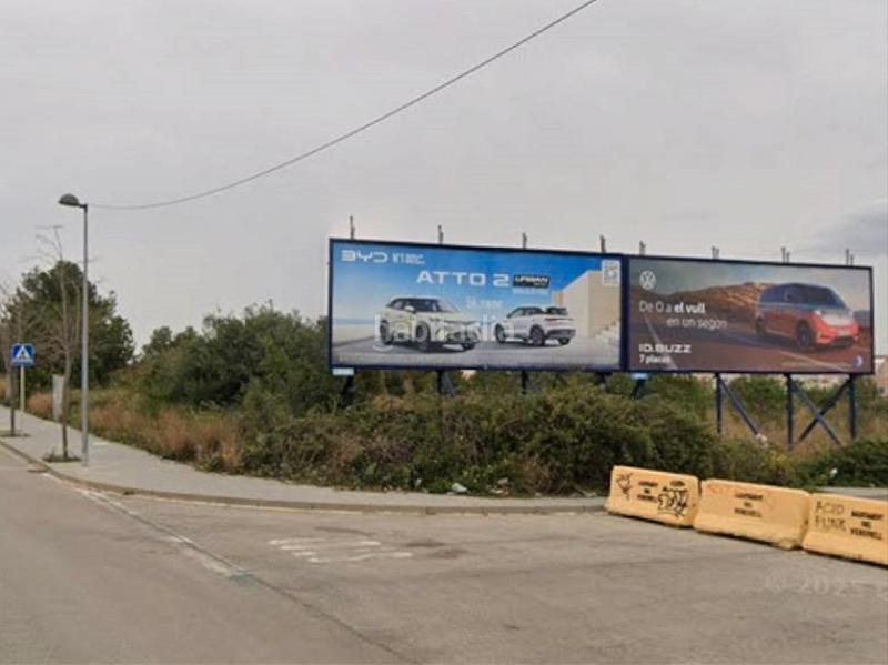 Foto 789da7f6-520c-4ab4-aa5c-98f0300270fa. Terreny residencial a avinguda del baix penedès 78 a Vendrell (El)