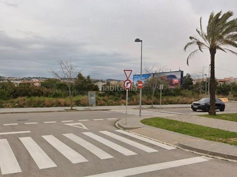 Foto a1ca3b5f-ad10-4baa-ae8d-aeb8c4d571d0. Terreny residencial a avinguda del baix penedès 78 a Vendrell (El)