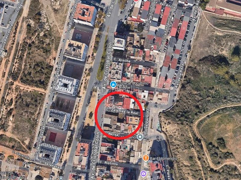 Foto 950c252d-8e6f-4a00-9963-3eb8309f7630. Terrain résidentiel dans avenida de cristóbal colón 164b dans Huelva