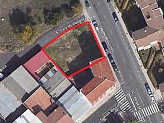 Terreno residencial en Calle jorge manrique 2d. Suelo urbano residencial en león.