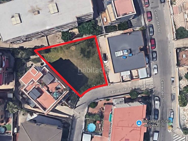 Foto 6d547c1a-a959-4c1d-9e69-1e407e0b2660. Residential plot in carrer de la ferradura 11 in Cunit residencial Cunit