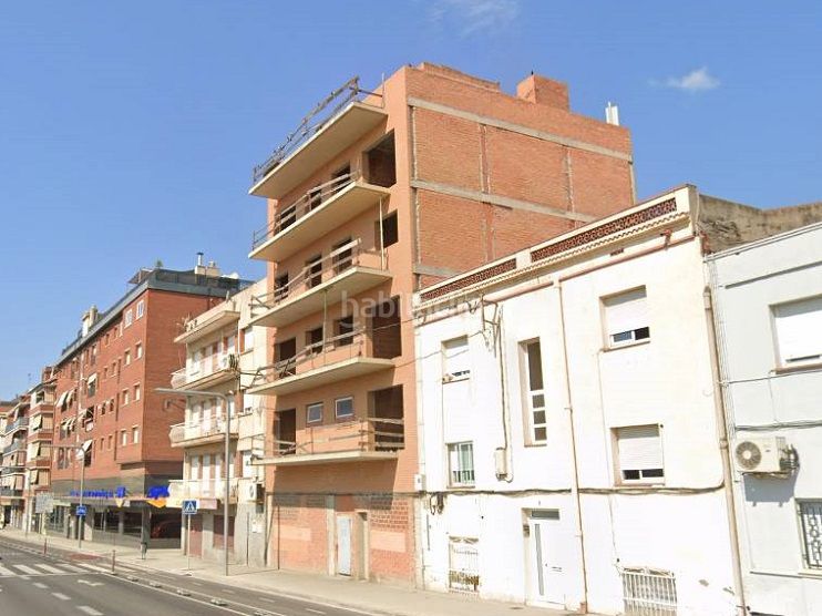Foto 62915281-f3a4-4e93-b866-bf0fa1dd8d6d. Edifici a carretera de santa creu de calafell 10 a Gavà