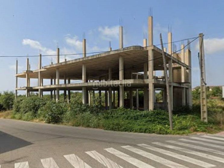 Foto 7d7ed54a-1f6a-4b2f-b278-3e805e1a7dfb. Edifici a carrer verge de montserrat 32 a Alcanar