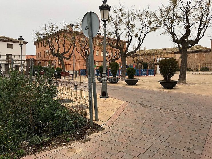 Foto a49ed268-2837-455b-9229-67f4c0d91efd. Wohngrundstück in plaza castillo 1 in Alagón