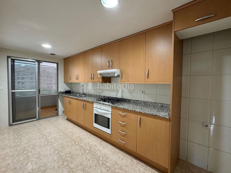 Foto a210fce2-6b33-4404-a167-3ffce8bd178f. Location appartement avec chauffage piscine dans La Constitución-Canaleta Mislata