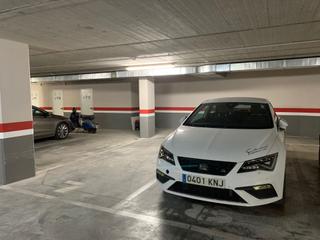 Affitto Posto auto  Dels mallorquins. Amplio