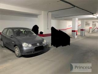 Affitto Posto auto  Carrasquer. Amplio