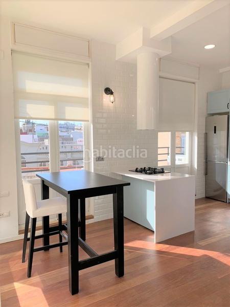 Foto fb4bd441-2ff1-48dc-9f89-5d53f3ba1f50. Alquiler piso con terraza en Sant Francesc Valencia