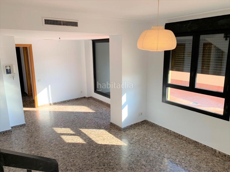 Foto 7bc2adf1-57a4-4451-8a53-6ab3e69be812. Flat in Barrio Benicalap Valencia