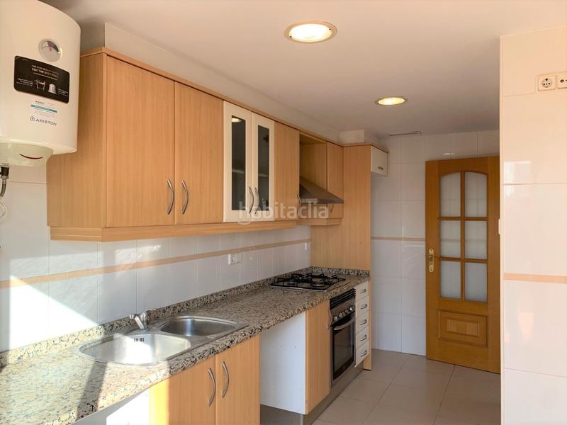 Foto d76c33d0-aeec-4c88-bb8a-58c9aeaaef75. Flat in Barrio Benicalap Valencia