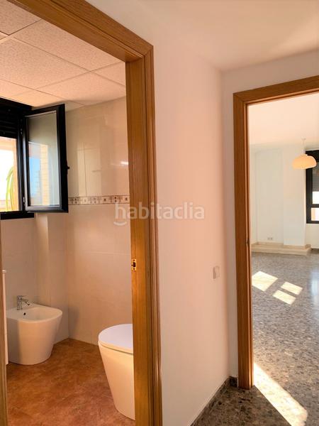 Foto fa49b358-8ece-4570-a75c-50549fa7047f. Flat in Barrio Benicalap Valencia