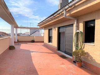 Àtic  Florista. Con garaje