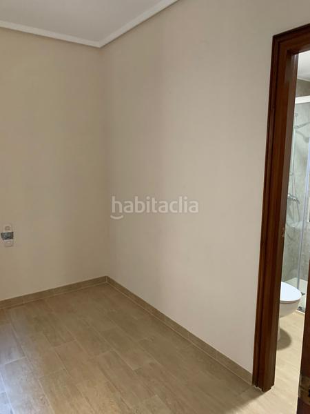 Foto f0ae22c3-1de3-495c-91c6-a38f80cf0573. Rent flat with heating in El Mercat Valencia