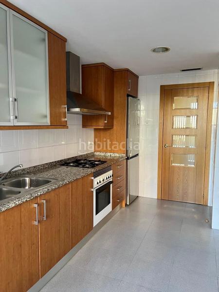 Foto 6b14f090-4f43-4fcb-beed-f93594ff3634. Alquiler piso con garaje en Valterna Paterna