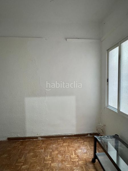 Foto 1f03f91b-5d6f-4a41-b3de-d56fb2efc1ce. Pis a Camí Fondo Valencia