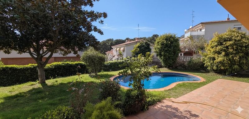 Foto 780edaa7-d822-44a0-95ea-682f25a10acc. Casa amb calefacció piscina a pla de maset - cap de Salou Salou