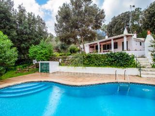 Masia a Es Mercadal Poble. Bonita casa de campo con piscina en sa roca