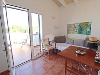 Appartement à Biniancolla-Punta Prima. Apartamento con terraza privada a unos pasos de la cala de binia