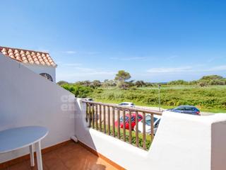 Appartement à Son Bou-Sant Jaume. Apartamento con piscina y vistas al mar en son bou