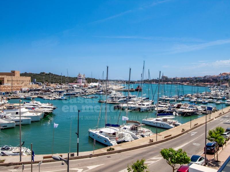 Foto 74e86a42-2f14-4783-84b4-4c5574066c38. Pis amb aparcament piscina a Dalt Sant Joan-Plaça Eivissa Maó