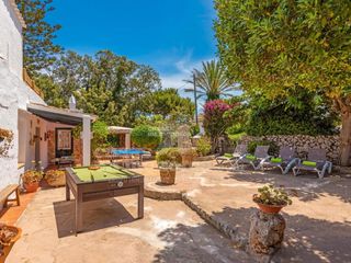 Casale in Trebalúger. Casa de campo menorquina con licencia turística cerca de es cast