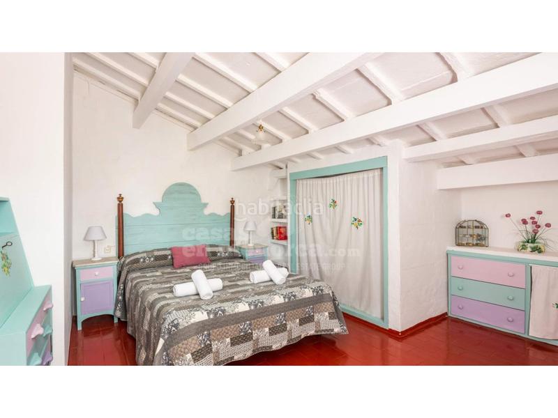 Foto 568d4589-8e61-4b94-b679-0b0c24c3410e. Masia amb piscina a Trebalúger Es Castell