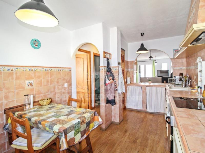 Foto 25154884-2e5d-47e5-a38d-d5c5eb80cf53. Casa preciosa casa en venta en Es Castell Es Castell