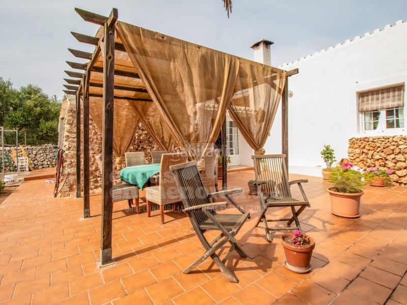 Foto a011df74-2c45-4ec5-81a2-39be56d14cf0. Masía finca con piscina y licencia en llucmesanes en Maó