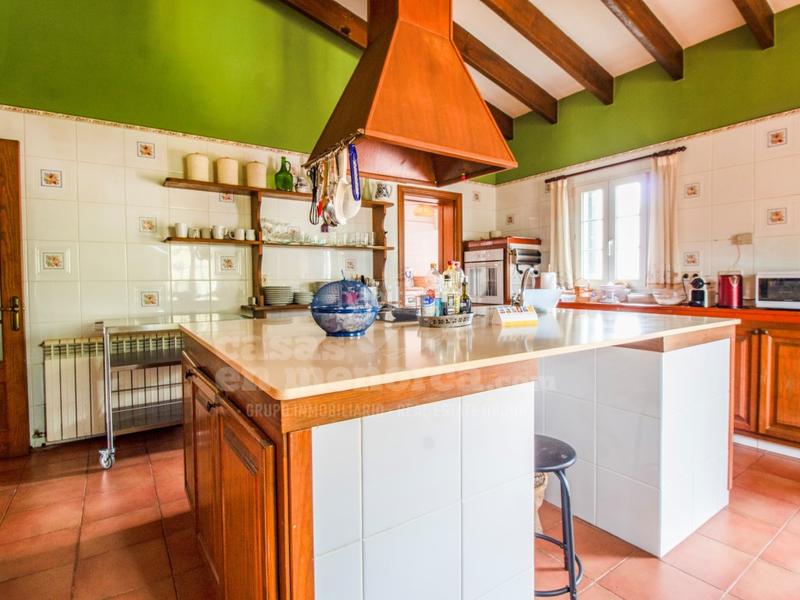 Foto ba4a33a0-2a25-4182-8109-d3b16c570880. Masía finca con piscina y licencia en llucmesanes en Maó