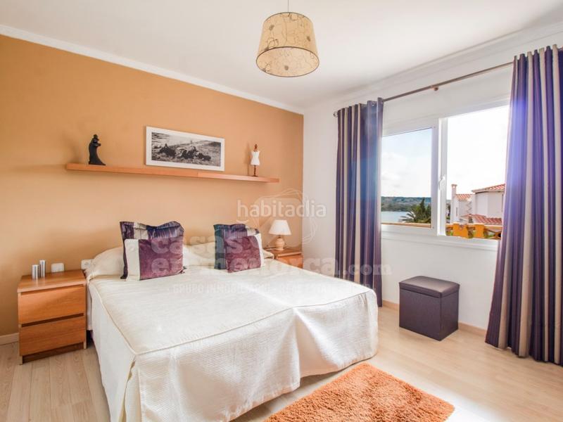 Foto c5e61eac-ef36-40cf-937a-a06aeb91a97a. Casa chalet con vistas al mar y piscina en santa ana en Es Castell